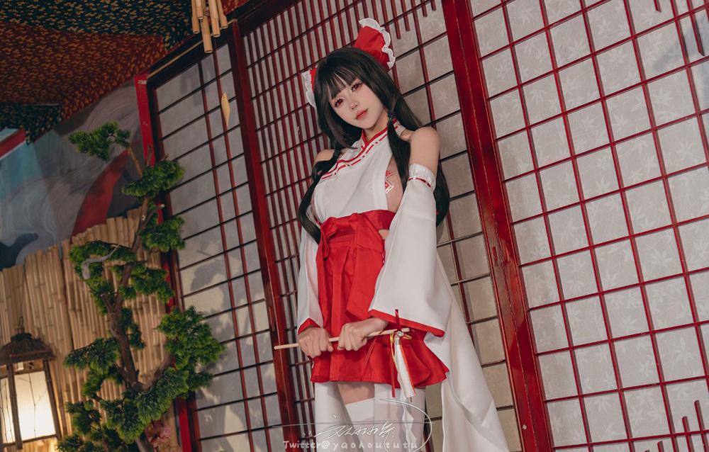 咬一口兔娘 – 狐之灵梦[71P1V-104M]