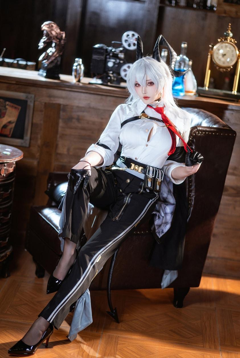 瓜希酱 鸣潮 赞妮美女写真