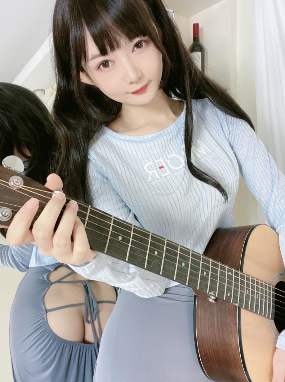 51酱 – 吉他妹妹-珍藏版