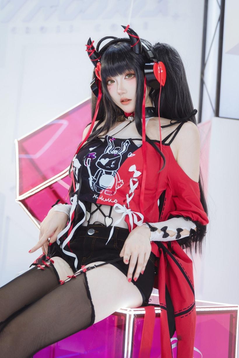 瓜希酱 交错战线cos旋律-精美作品