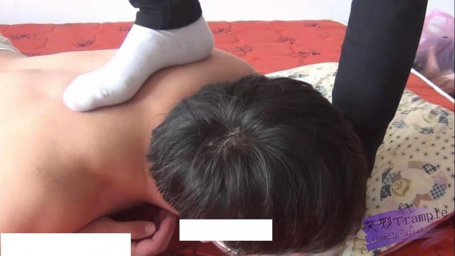 甜儿公主白袜虐踩 语言丰富