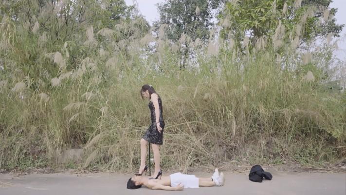 『奴隶岛』—[MagicIMirror 魔镜少女]—星奈路边踩踏碰瓷的路人 MM-220729