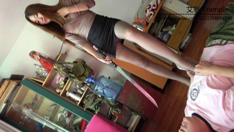 女特工蹂躏、虐杀武士中