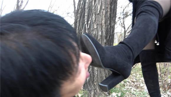 【冷柔】公园暴踢老贱狗，暴力耳光