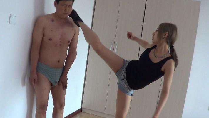 【黑冰女主】【黑冰】超暴力踢还手的奴