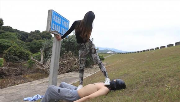 『奴隶岛』—灵灵户外人形犬训练