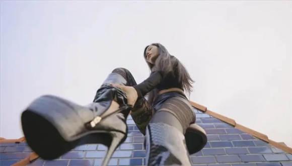 『奴隶岛』—〔Magic︱Mirror 魔镜少女〕—长靴踢废出轨的老公