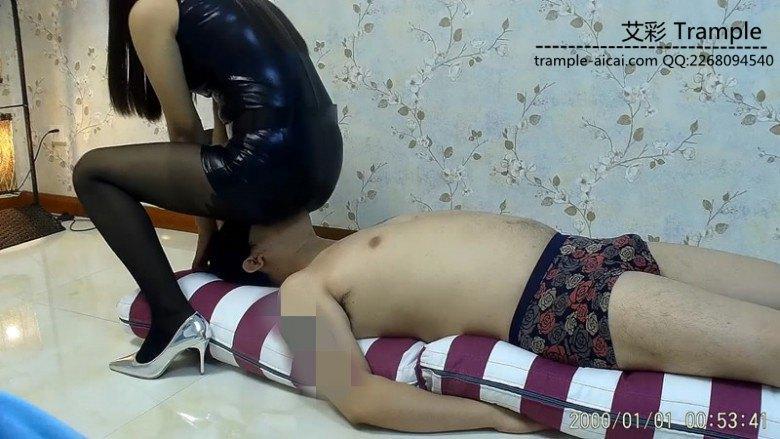 最美女王臀部特写坐脸经典篇