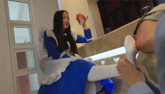 『奴隶岛』—灵灵公主无情脚深喉 『奴隶岛』—灵灵公主无情脚深喉