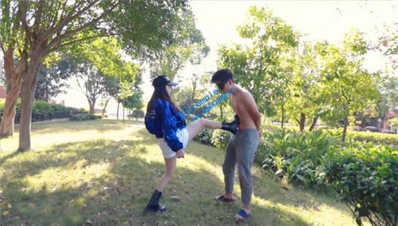 『奴隶岛』—灵灵草地短靴虐