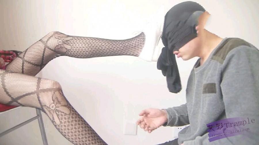 甜甜美女护士调教屈辱病人