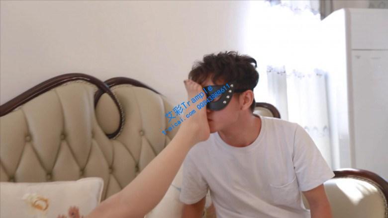 『奴隶岛』—OL的勾魂丝袜玉足