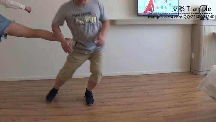 酒店女劫匪劫财灭口