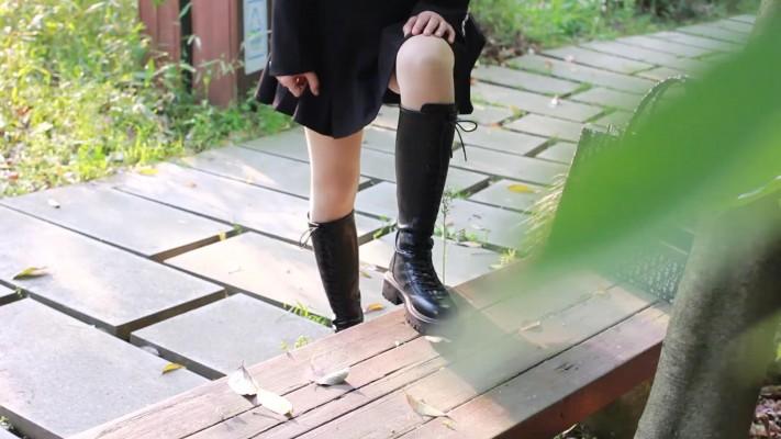 【黑丝诱惑】沐沐首次室外公园调教偶遇路人 YC-220427-6