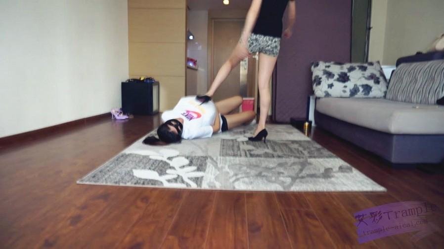 『小妮女女』校花迷药收拾学霸