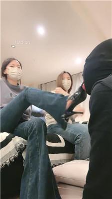 【九九女王】双S-教训出轨男-遛狗爬行/骑马/舔脏鞋底/踩踏