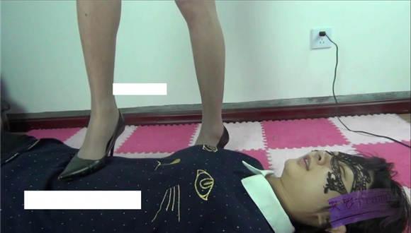 甜儿公主黑色高跟鞋对LULU的侮辱 G-NV-127