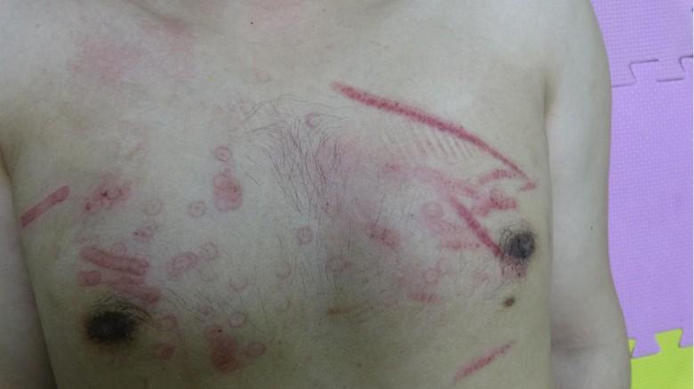 温柔的语言 凶狠的踩胸虐乳