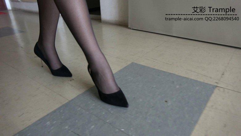 女特工蹂躏、虐杀武士上