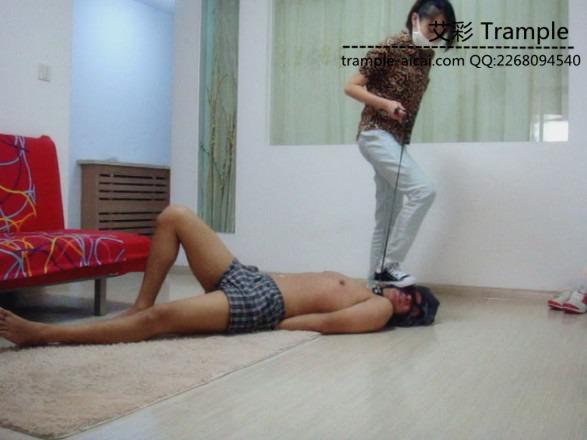 校花帆布鞋暴力调教贱同学 校花帆布鞋暴力调教贱同学