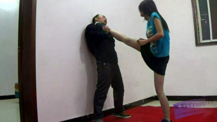 丽娜的复仇–赤脚夹脖子扭断