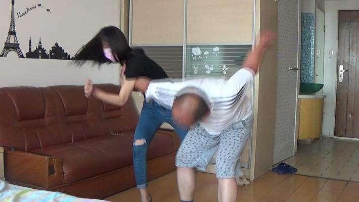 小薇防狼情景演示第二部