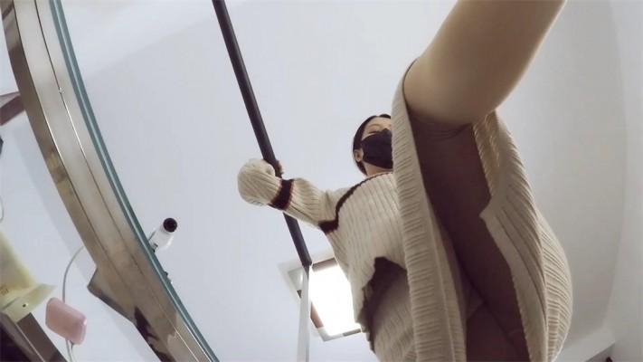 【婧児小主】晓G全语言帆布鞋脏白袜踩头顶 踩踹审讯处决 GP824E跟随 YC-220523-6