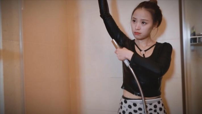 『奴隶岛』—得知男友恋足癖 k754361564-220427