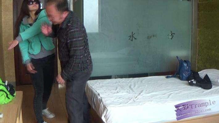 丽娜修理家暴姐夫