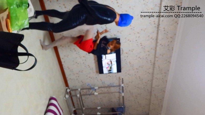 【燕子姐的人肉沙包】