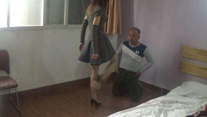 女特工诱杀对手训练