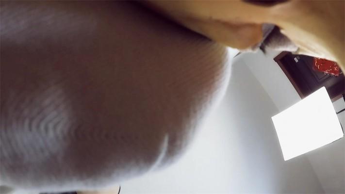 【婧児小主】墙脸系列2 皮靴白袜肉丝高跟轮番践踏玩你受得了么？奴视角YC-220225-3