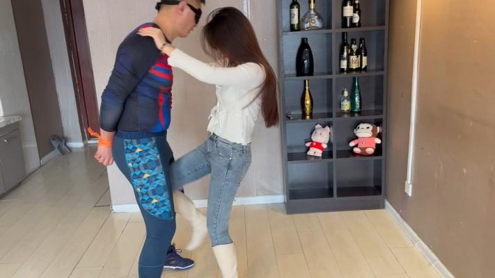 【蛋碎娇娃】『超S·联盟』白靴少女直播废掉色狼 YC-220408