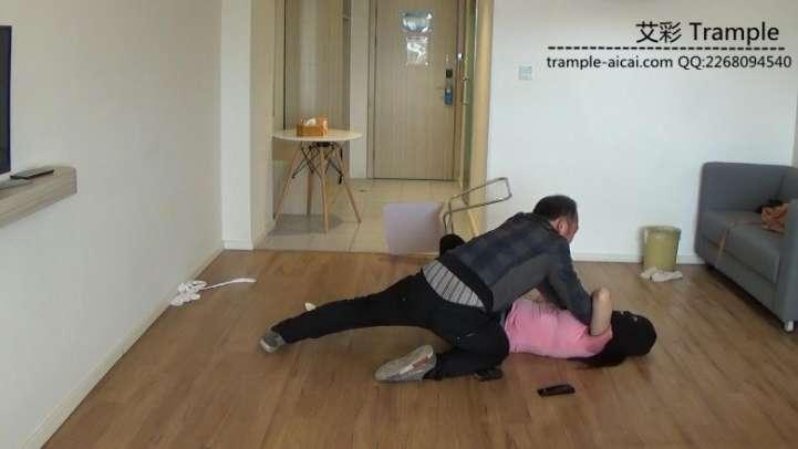 女服务员劫杀富商