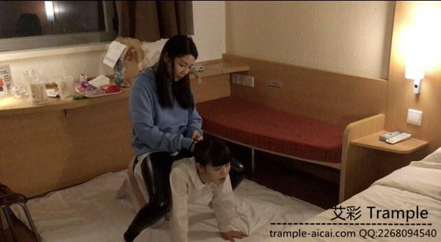 武汉女王VS最强女M！