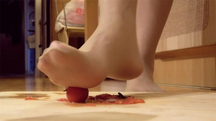 婧児全语言凉鞋丝袜裸足CRUSH 我的愿望渴望被妈妈缩小踩死！