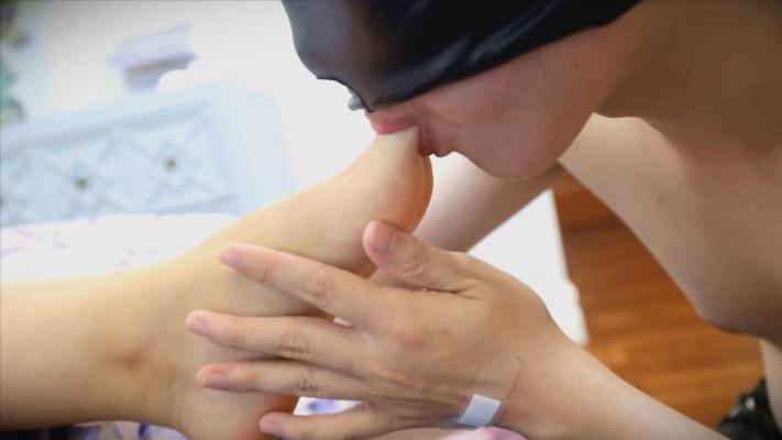 〖H.P.L栖心之栈〗—舔昏睡夏芙的玉足 HPL-220715