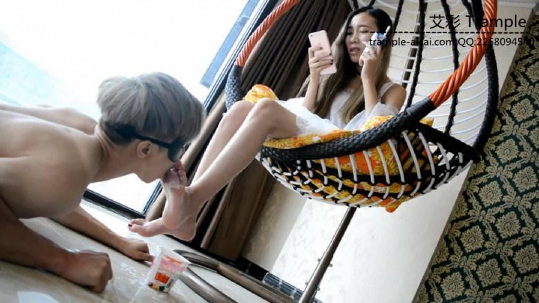 『奴隶岛』—足尖上的酸奶 『奴隶岛』—足尖上的酸奶