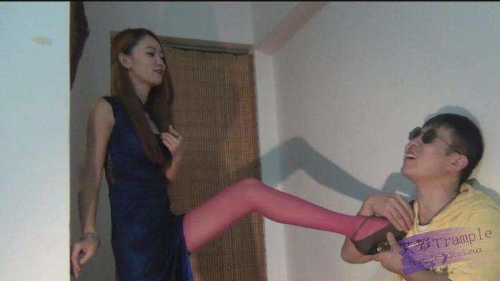 狠辣的富家小姐