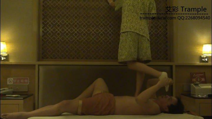 小教练暴踩毯子/舔脚