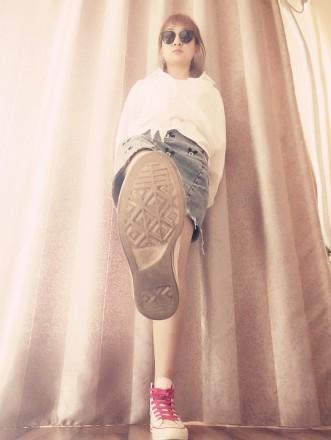 房东小姐姐的脚奴才