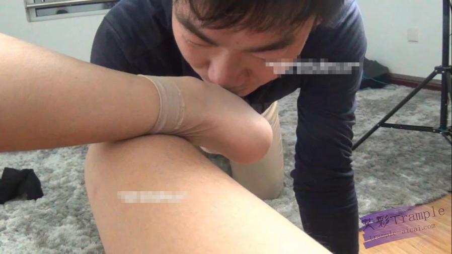 ★lulu原创★女s第二十五部 舔黑靴和短肉丝