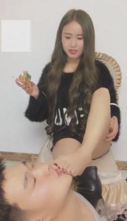 【冷柔s】口水。咀嚼物。长靴。丝袜堵嘴调教专场