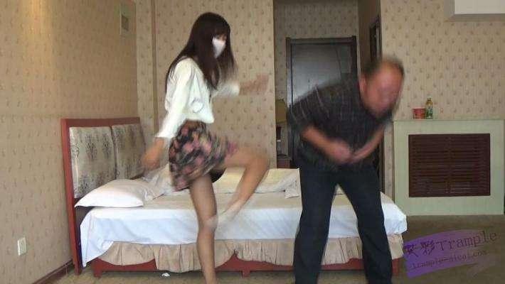 小薇实战防身情景演练