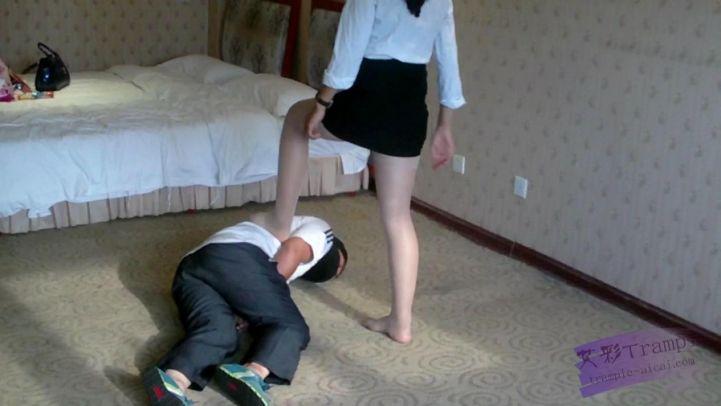 职场女秘书教你防狼绝招.