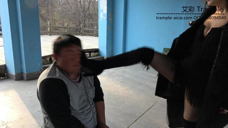 户外骑马 靴底极限羞辱