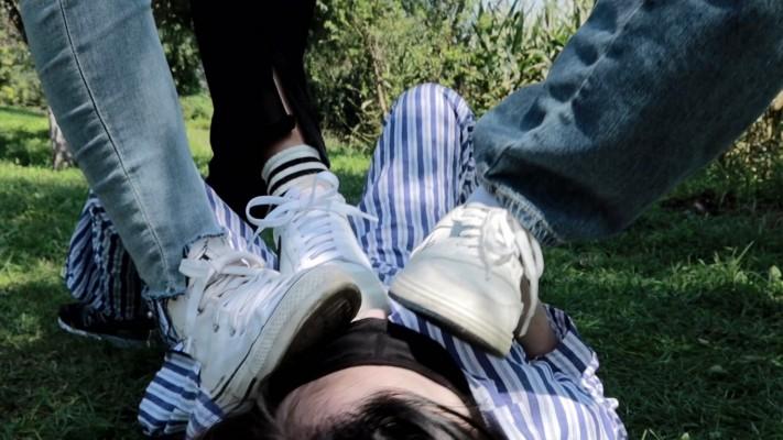 【超级女M】三女神苞米地处刑女奴