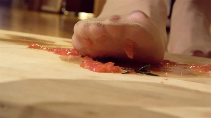 婧児全语言凉鞋丝袜裸足CRUSH 我的愿望渴望被妈妈缩小踩死！