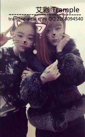 猥琐男墙角被群殴