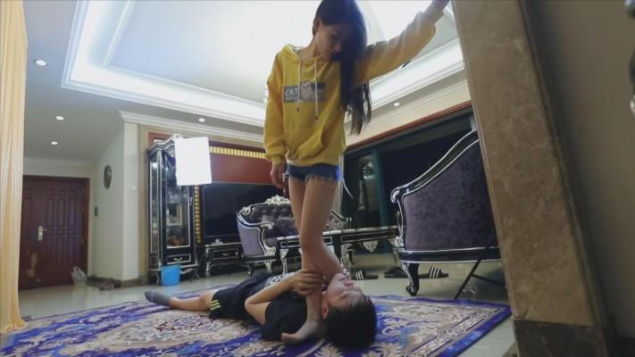 〖H.P.L栖心之栈〗—芷晴丝足扭脖子 HPL-220220